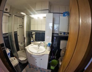 Apartament 3 camere, confort sporit, la cheie cu garaj si parcare, Zorilor