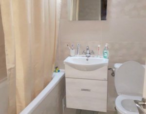 Vanzare apartament 3 camere decomandate, etaj 1, zona Marasti