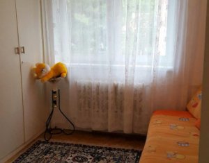 Vanzare apartament 3 camere, Grigorescu, zona Profi, etaj intermediar, clasic