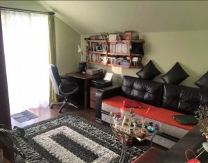 Appartement 5 chambres à vendre dans Cluj-napoca, zone Manastur