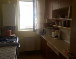 Vanzare apartament cu 2 camere, decomandat, Floresti, strada Porii