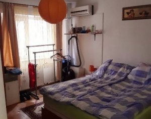 Apartament 1 camera de vanzare, 28 mp,  zona Piata Cipariu