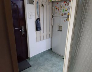 Apartament 1 camera de vanzare, 28 mp,  zona Piata Cipariu