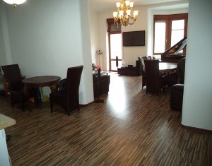  Apartament cu 4 camere, 136mp, etaj 1, zona Piata Muzeului