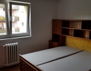 Apartament de 3 camere Louis Pasteur zona UMF