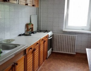 Apartament de 3 camere Louis Pasteur zona UMF