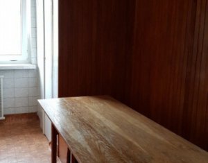 Apartament de 3 camere Louis Pasteur zona UMF