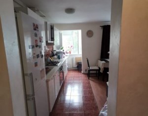 Apartament 3 camere, decomandat, Manastur, str Mehedinti