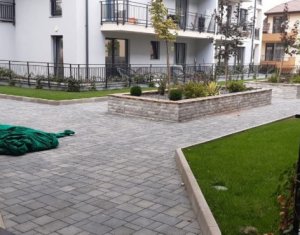 Vanzare apartament 2 camere mobilat si utilat, parcare subterana, zona Europa