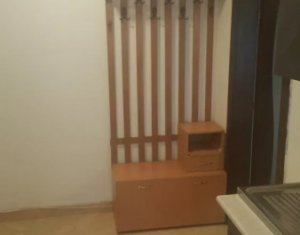 Apartament 2 camere, semidecomandat, zona Manastur