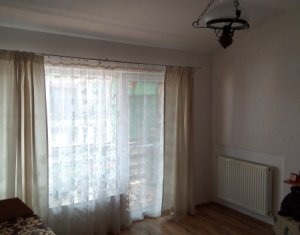 Apartment 2 rooms for sale in Floresti