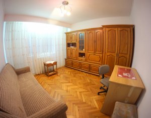 Apartament cu 3 camere, Plopilor, 74 mp, confort sporit, etaj 2 din 8