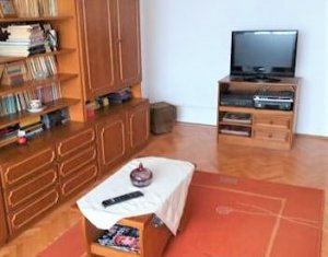 Apartament de vanzare 3 camere, 65 mp, zona Piata Cipariu, Gheorgheni