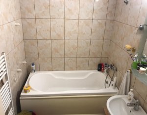 Apartament de 2 camere, decomandate, etaj intermediar, Marasti, pret avantajos