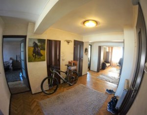 Apartment 4 rooms for sale in Cluj-napoca, zone Centru