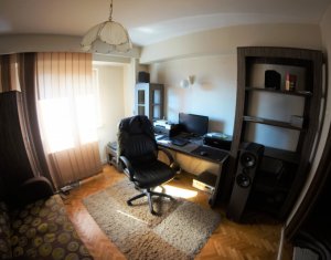 Apartment 4 rooms for sale in Cluj-napoca, zone Centru