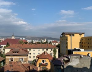 Apartment 4 rooms for sale in Cluj-napoca, zone Centru