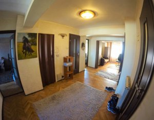 Apartment 4 rooms for sale in Cluj-napoca, zone Centru