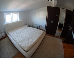 Apartament cu 2 camere decomandate, 51 mp, Centru