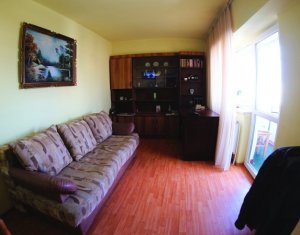 Apartament cu 2 camere decomadate, zona strazii Primaverii, Manastur