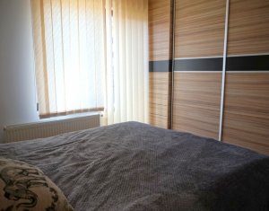 Vanzare apartament cu 2 camere, terasa 55mp,  Floresti, strada Sub Cetate