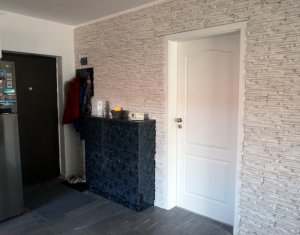 Vanzare apartament cu 2 camere, terasa 55mp,  Floresti, strada Sub Cetate