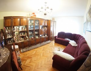 Vanzare apartament 3 camere, decomandat, 65 mp,  Marasti