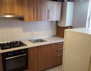 Apartament 44 mp, finisat, mobilat, parcare + boxa, zona Eroilor