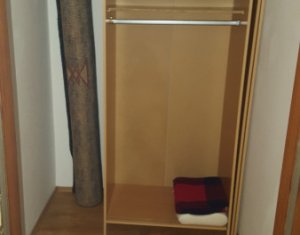 Apartament 44 mp, finisat, mobilat, parcare + boxa, zona Eroilor