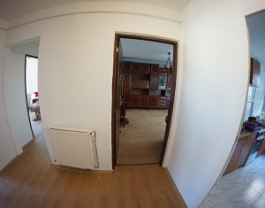 Apartament 3 camere, decomandat, 65 mp, 2 balcoane, garaj, boxa, Cinema Marasti