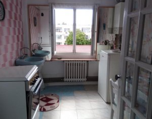 Apartament de 3 camere, semidecomandat, confort 1, Manastur