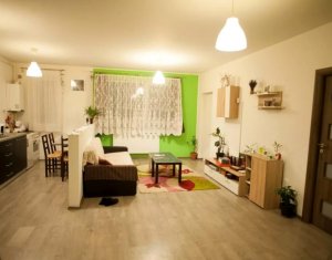 Vanzare apartament 2 camere, gradina 50 mp, situat in Floresti, zona Somesului