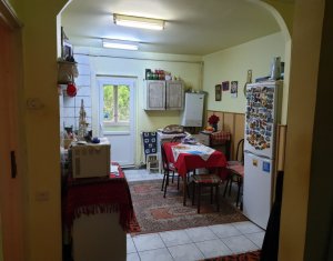 Appartement 3 chambres à vendre dans Cluj-napoca, zone Manastur