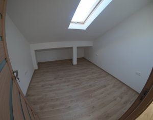 Appartement 3 chambres à vendre dans Cluj-napoca, zone Buna Ziua