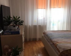 Apartament de vanzare, 3 camere, 65 mp, zona Iulius