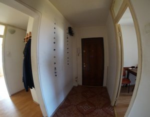 Apartament cu 4 camere de vanzare, cartier Zorilor, zona Pasteur