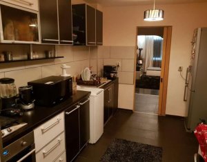 Appartement 3 chambres à vendre dans Cluj-napoca, zone Manastur