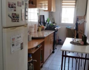 Apartament de vanzare, 2 camere, 40 mp, mobilat modern, zona Casa Piratilor