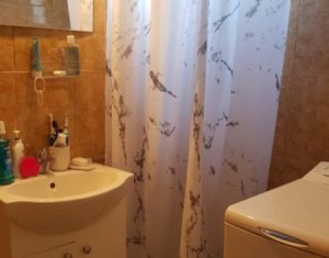 Apartament de vanzare, 2 camere, 40 mp, mobilat modern, zona Casa Piratilor