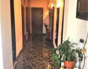 Vand apartament 2 camere, decomandat, Marasti