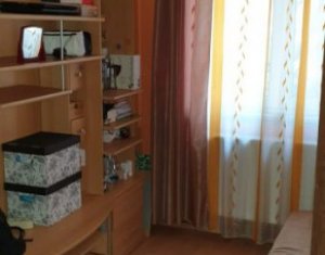 Appartement 3 chambres à vendre dans Cluj-napoca, zone Manastur