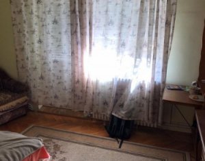 Apartament 4 camere, 80 mp, decomandat, 2 bai, 2 balcoane, etaj 1/4  Zorilor