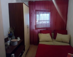 Apartament 3 camere, 65 mp, decomandat, balcon, etaj 5/7, in Marasti