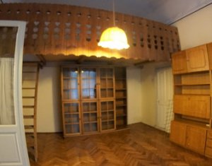 Appartement 4 chambres à vendre dans Cluj-napoca, zone Centru