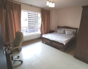 Vanzare apartament 2 camere, decomandat, Buna Ziua, loc de parcare + balcon