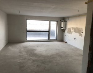 Apartament de vanzare finisat, 3 camere, 83 mp, etaj intermediar, Zorilor