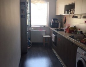 Apartament cu 2 camere, 57 mp, etaj intermediar, cu parcare, zona VIVO