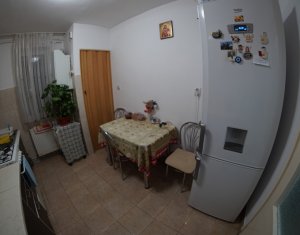 Apartament 2 camere, decomandat, Gheorgheni