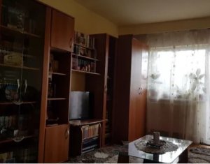 Oportunitate! Apartament cu 4 camere, Titulescu, aproape de Cipariu