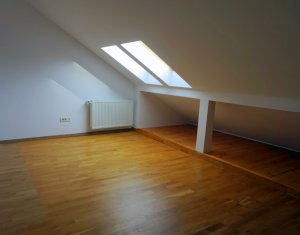 Appartement 3 chambres à vendre dans Floresti